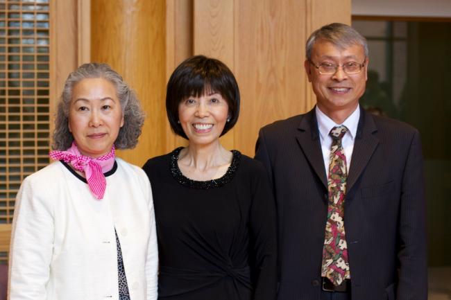 Professor Yu with colleagues.